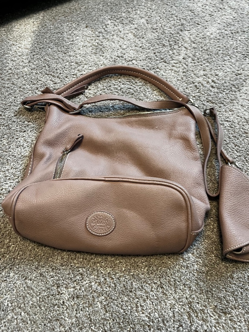 Roots, genuine leather shoulder bag, mauve color